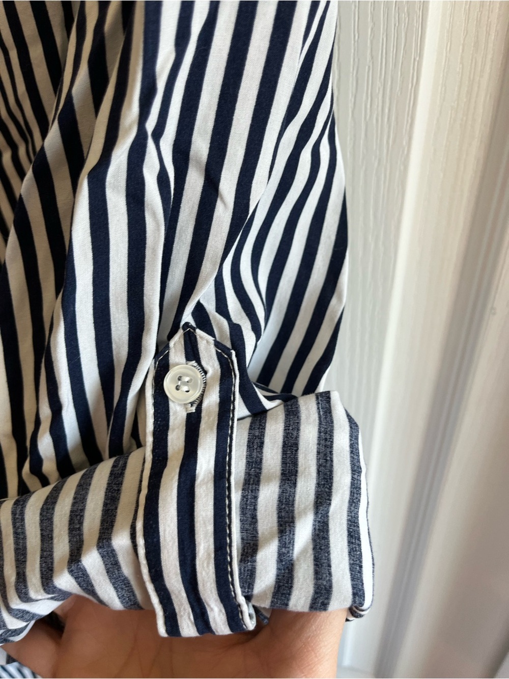 Velvet Heart Navy & White Striped Oversized Button Down Blouse 100% Rayon - Picture 10 of 12